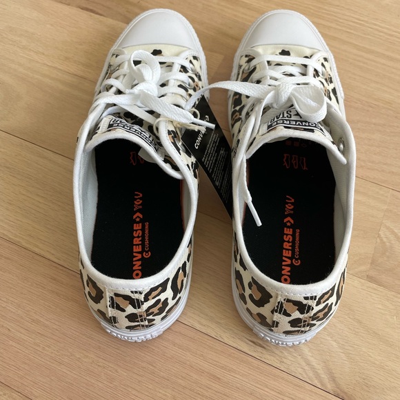 NWT Custom Converse Chuck Taylor Leopard Print Low Top Sneakers, W/9.5 M/7.5 - Picture 3 of 9